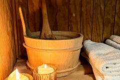 sauna-indefra-taet-pa